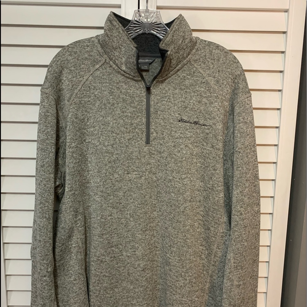 Great Condition Eddie Bauer half zipper fleece size XLT